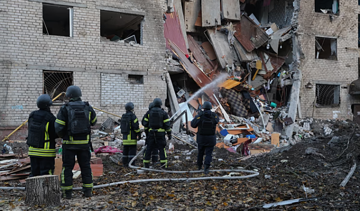 Three Dead in Russian Strikes as Moscow Hits Ukraine’s Power Grid Three Dead in Russian Strikes as Moscow Hits Ukraine’s Power Grid