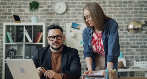 The 3 Hidden Repositioning Signals B2B Leaders Miss