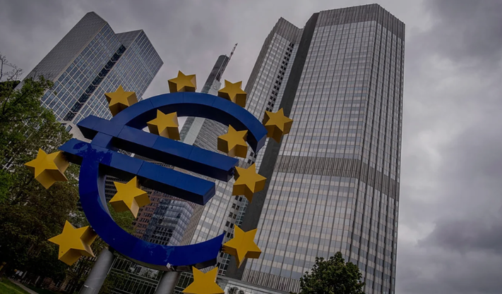 Experts Warn the Euro Could Fall if the Iran War Continues