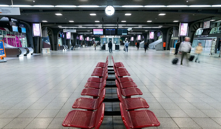 Police Evacuate Brussels Midi Station After Discovery of Two Suspicious Packages