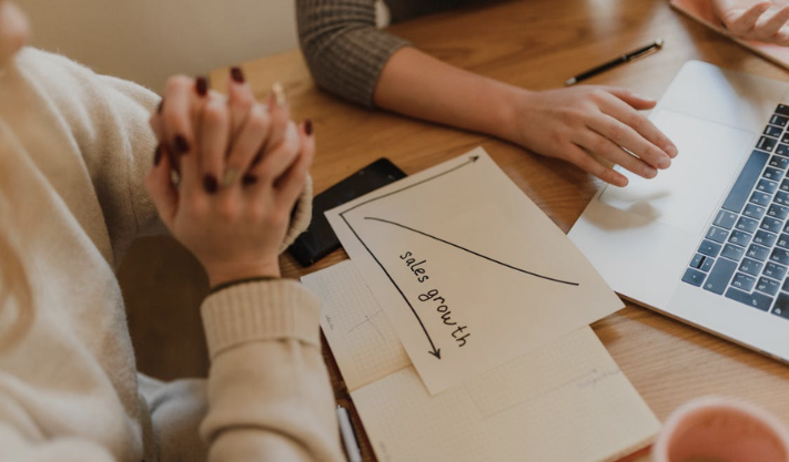 How Small Businesses Can Adapt Brand Strategy for the Next AI Wave