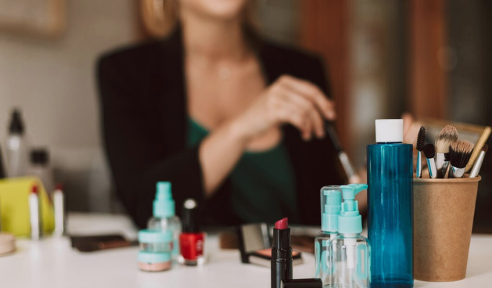 How Can Small Businesses Compete in the Skincare Market?