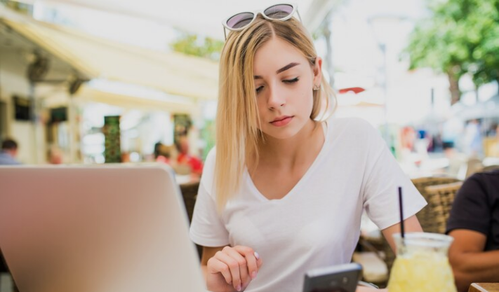 How Can You Make Money Online in Russia?