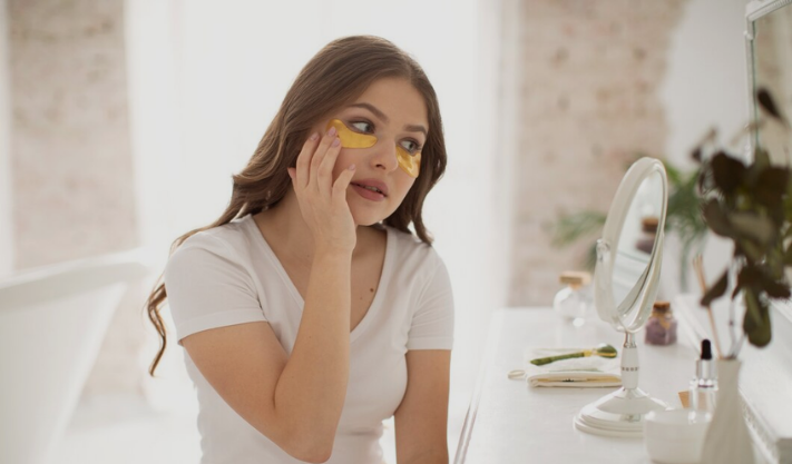 What Are the Top 10 Skincare Tips for Clear Skin?